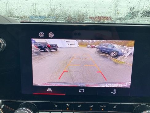 Used 2023 GMC Canyon AT4 w/ Canyon Safety Plus Package image 16