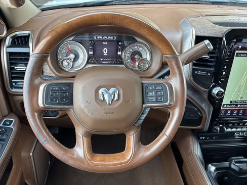 Used 2019 RAM 3500 Limited image 19