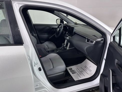 Used 2024 Toyota Corolla Cross S image 10