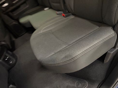 Used 2024 RAM 2500 Big Horn w/ Sport Appearance Package image 35