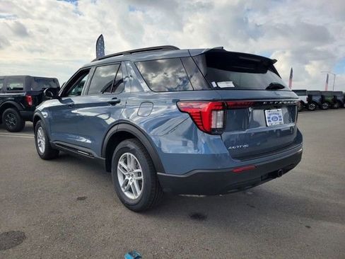 New 2026 Ford Explorer Active image 3