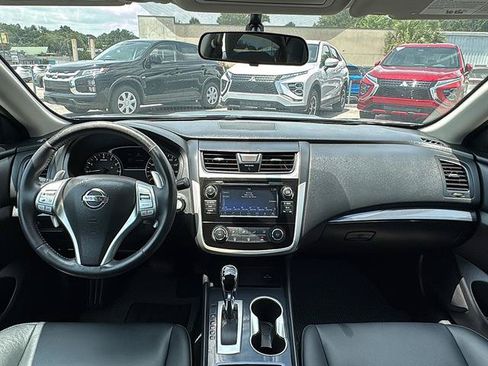 Used 2018 Nissan Altima 2.5 SR w/ SR Special Edition FWD image 21