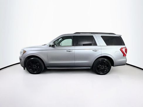 Used 2020 Ford Expedition XLT w/ Equipment Group 202A AWD/4WD image 4