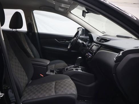 Used 2021 Nissan Rogue Sport SV AWD/4WD image 8