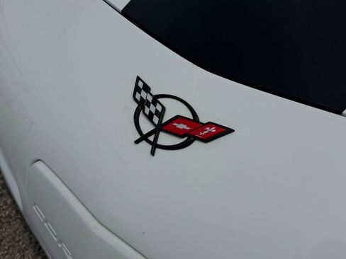 Used 1997 Chevrolet Corvette Coupe w/ Memory Pkg RWD image 35