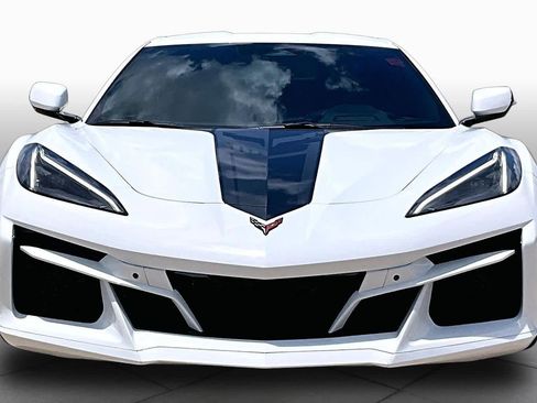 Used 2024 Chevrolet Corvette Z06 RWD image 4
