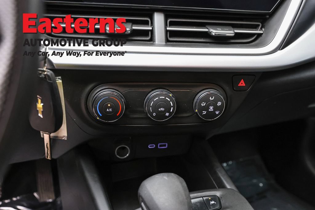 Used 2024 Chevrolet Trax LS FWD image 20