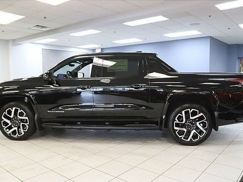 New 2024 Chevrolet Silverado EV RST AWD/4WD image 2