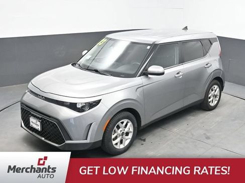 Used 2023 Kia Soul LX w/ Option Group 015 FWD image 34