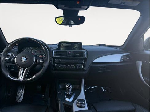 Used 2017 BMW M2 image 10