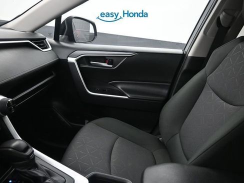 Used 2024 Toyota RAV4 XLE w/ Convenience Package image 13