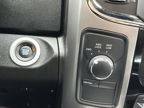 Used 2018 RAM 2500 Laramie w/ Sport Appearance Group image 21