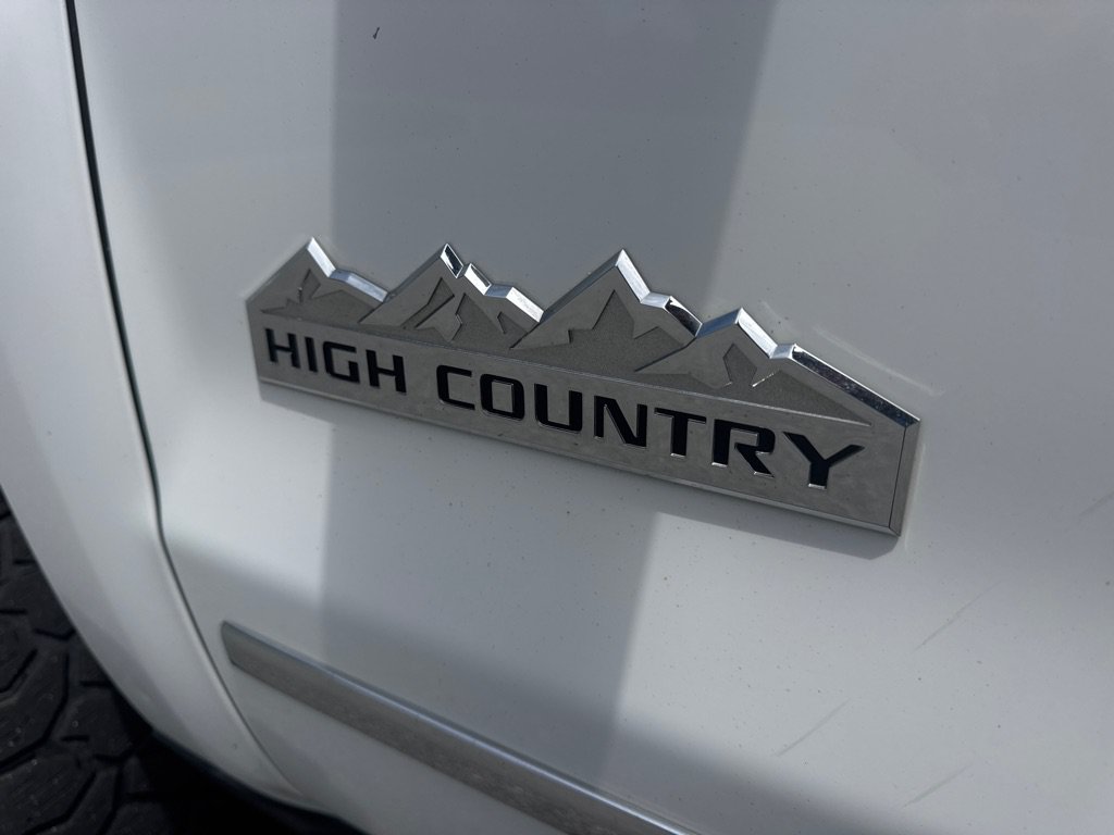 Used 2015 Chevrolet Silverado 2500 High Country w/ Duramax Plus Package AWD/4WD image 10