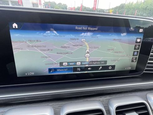 Used 2022 Mercedes-Benz GLS 450 4MATIC image 18