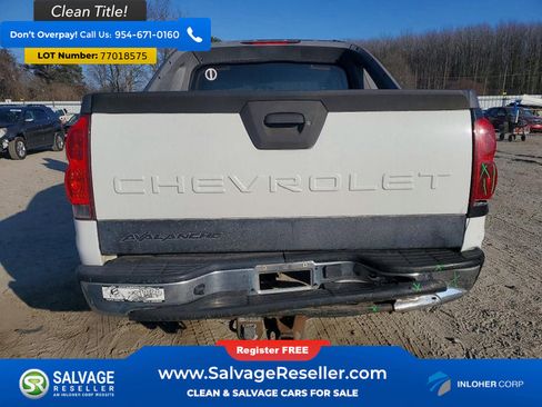 Used 2005 Chevrolet Avalanche LS w/ Preferred Equipment Group image 8
