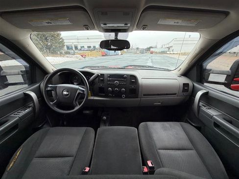 Used 2013 Chevrolet Silverado 1500 LS image 28