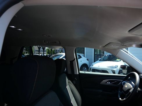 Used 2018 Chevrolet Traverse LS FWD image 29