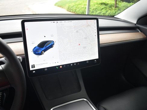 Used 2021 Tesla Model 3 Long Range AWD/4WD image 36