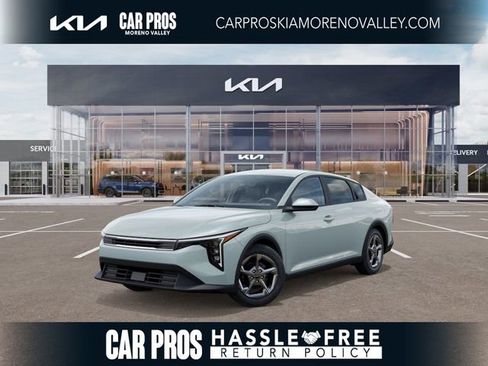 New 2026 Kia K4 LXS image 1