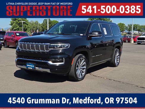 Used 2022 Jeep Grand Wagoneer Series II AWD/4WD image 1