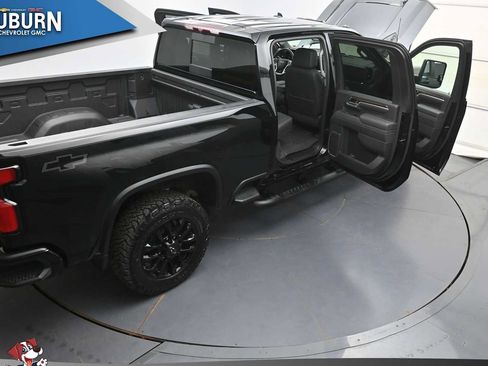 Used 2025 Chevrolet Silverado 2500 LT w/ Trail Boss Package AWD/4WD image 41