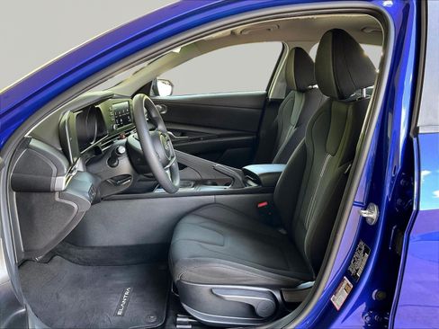 Used 2023 Hyundai Elantra SEL FWD image 19