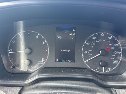 Used 2024 Toyota Corolla LE FWD image 6