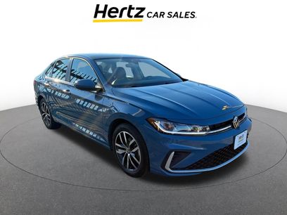 Used 2025 Volkswagen Jetta SE