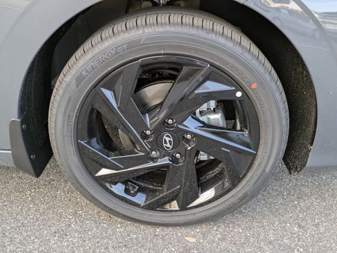 New 2026 Hyundai Elantra Sport image 14