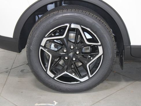 New 2026 Ford Escape Platinum w/ Premium Technology Package image 12