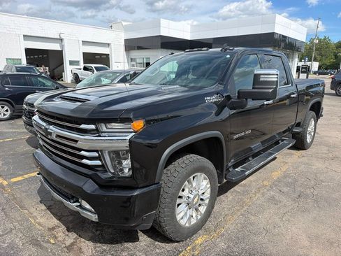 Used 2021 Chevrolet Silverado 3500 High Country w/ Z71 Off-Road Package AWD/4WD image 5