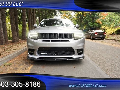 Used 2017 Jeep Grand Cherokee SRT AWD/4WD image 6