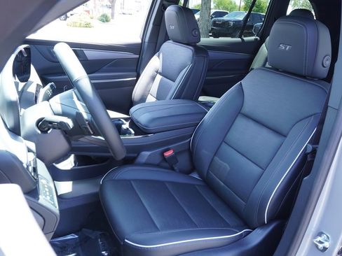 New 2026 Buick Enclave Sport Touring w/ Power Package FWD image 15