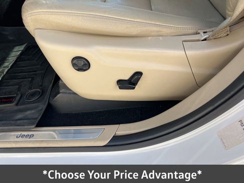 Used 2020 Jeep Grand Cherokee Limited w/ Luxury Group II image 42