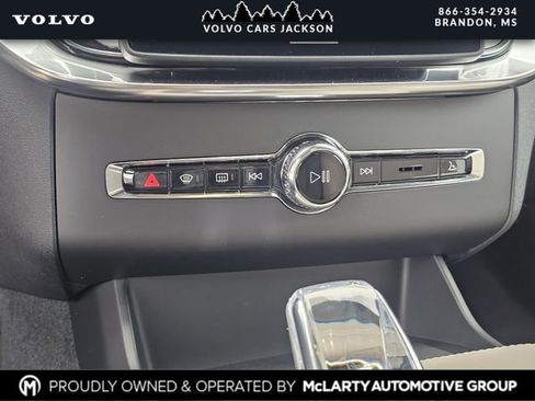New 2026 Volvo XC90 B5 Core w/ Protection Package Premier AWD/4WD image 20