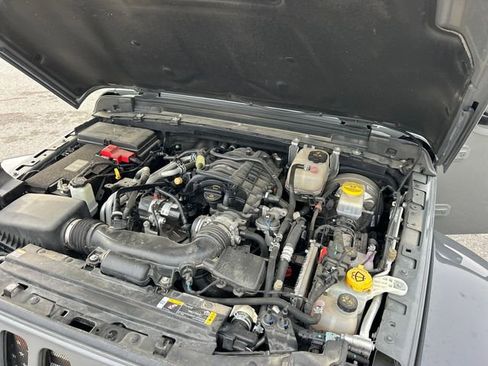 Used 2023 Jeep Wrangler High Altitude image 36
