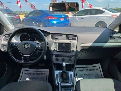 Used 2017 Volkswagen Golf S FWD image 16