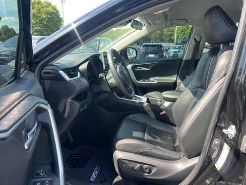 Used 2024 Toyota RAV4 Adventure AWD/4WD image 15