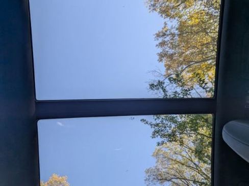 Used 2014 Porsche Cayenne Platinum Edition image 41