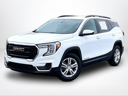Used 2023 GMC Terrain SLE w/ Driver Convenience Package AWD/4WD image 2