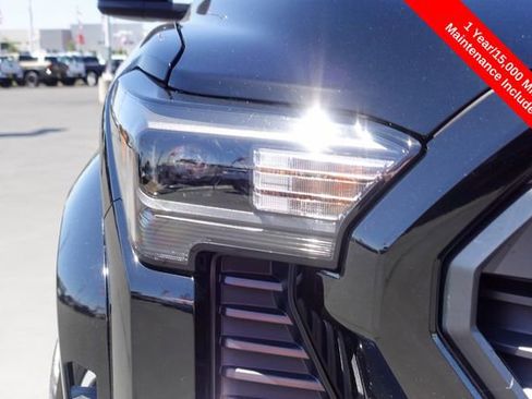 Certified 2024 Toyota Tacoma TRD Sport AWD/4WD image 6