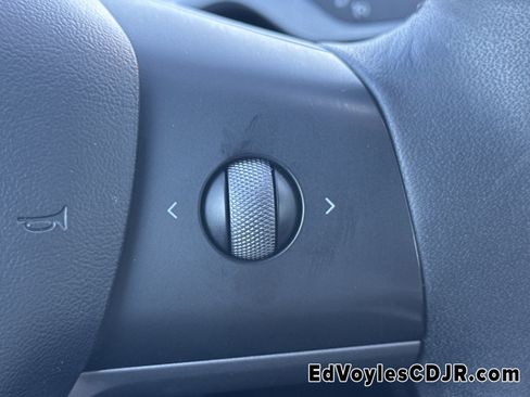 Used 2022 Tesla Model 3 Long Range image 32