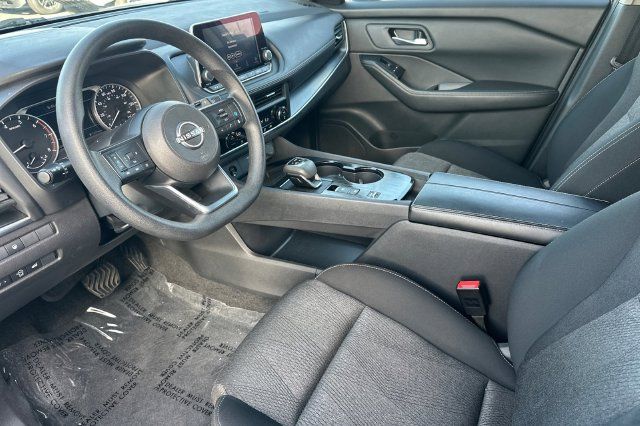 Used 2024 Nissan Rogue SV FWD image 11