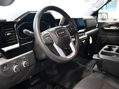 New 2026 GMC Sierra 1500 Elevation image 19