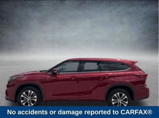 Used 2020 Toyota Highlander XLE FWD video 2