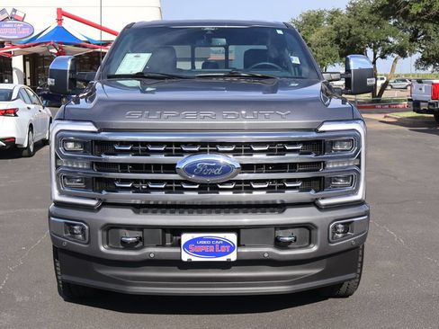 Used 2024 Ford F250 Platinum w/ FX4 Off-Road Package AWD/4WD image 13
