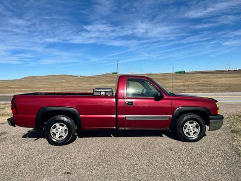 Used 2004 Chevrolet Silverado 1500 LS image 6