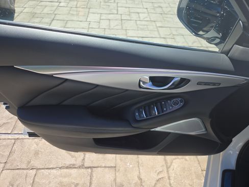 Used 2022 INFINITI Q50 Luxe w/ Cargo Package image 6