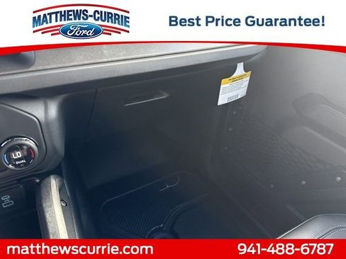 New 2025 Ford Bronco Badlands image 24