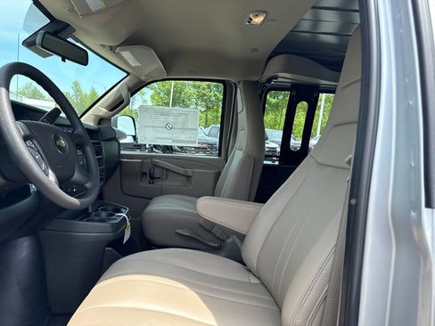 New 2026 Chevrolet Express 2500 w/ Driver Convenience Package RWD image 9